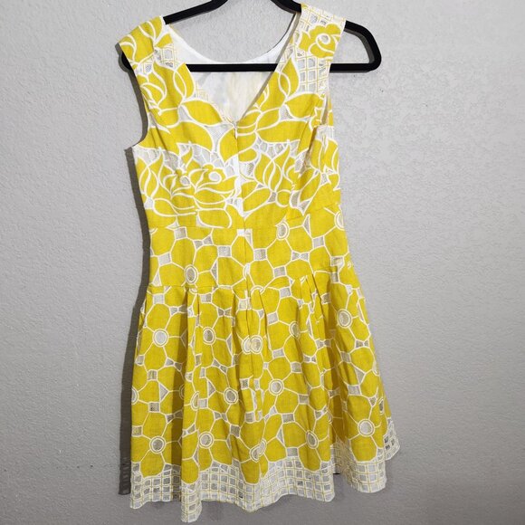 Dressbarn Dress Womens Size 6 Sleeveless Floral Lace Fit Flare Yellow White - Picture 4 of 12